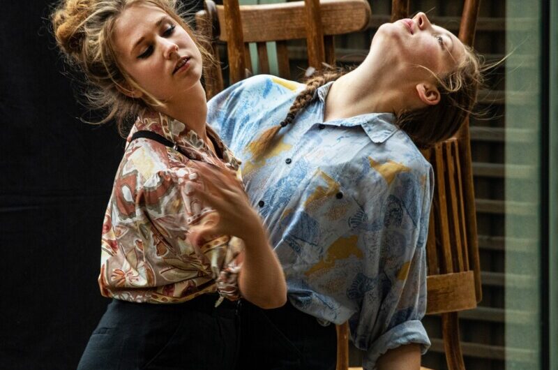 Le 15 juillet à Rostrenn : LES MARDIS TÊTUS 15/7 – «  LES PASSANTES » CIE MI-FIGUE Danse