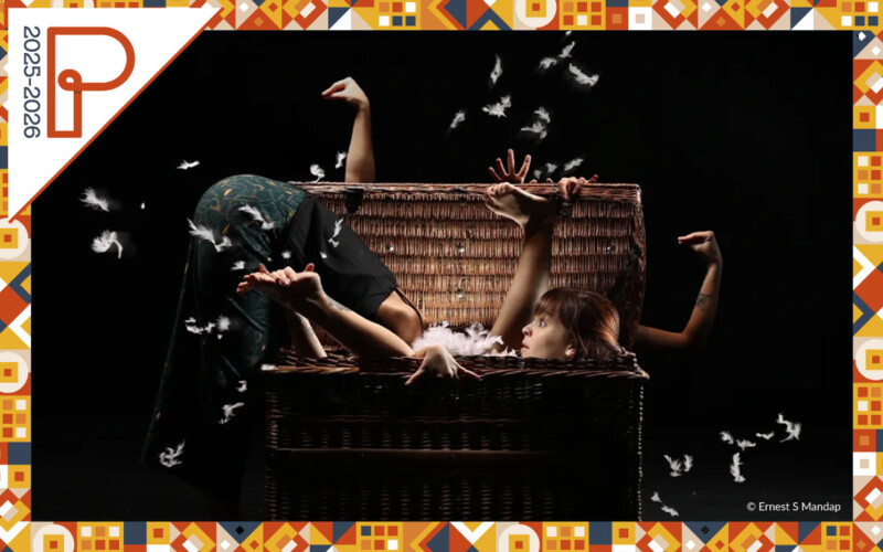 1er avril à Gourin : La Fable de l’Autruche, Adèle Chouret et Ambre Hauplomb